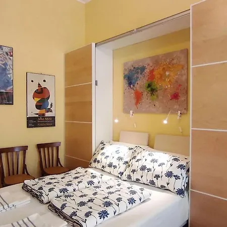Al Digione - Liberty - Metro A 100 M Apartamento *
